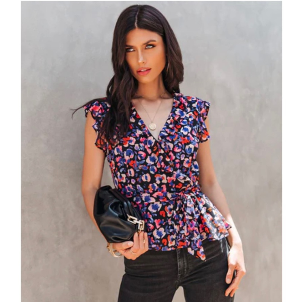 Floral print blouse